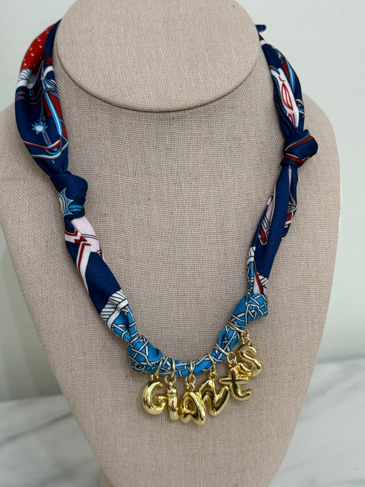New York Giants Scarf Charm Necklace