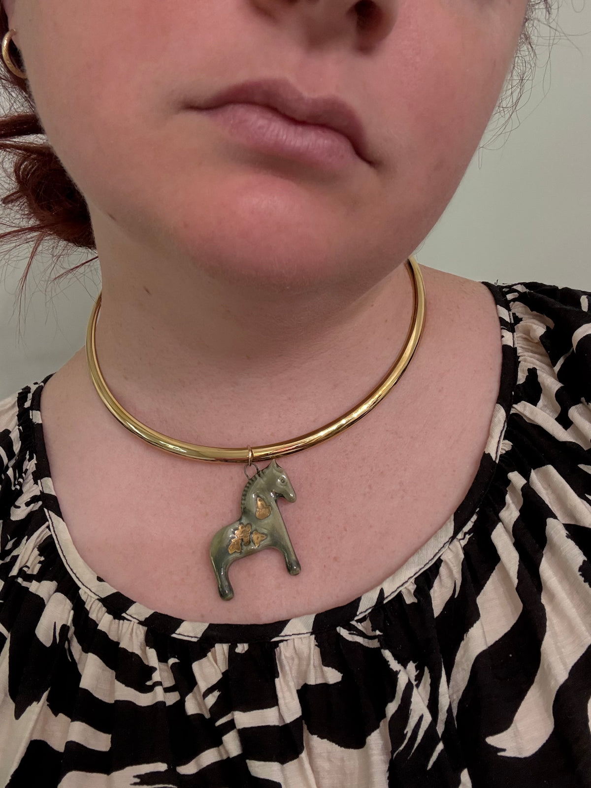 Ceramic Horse Pendant Choker