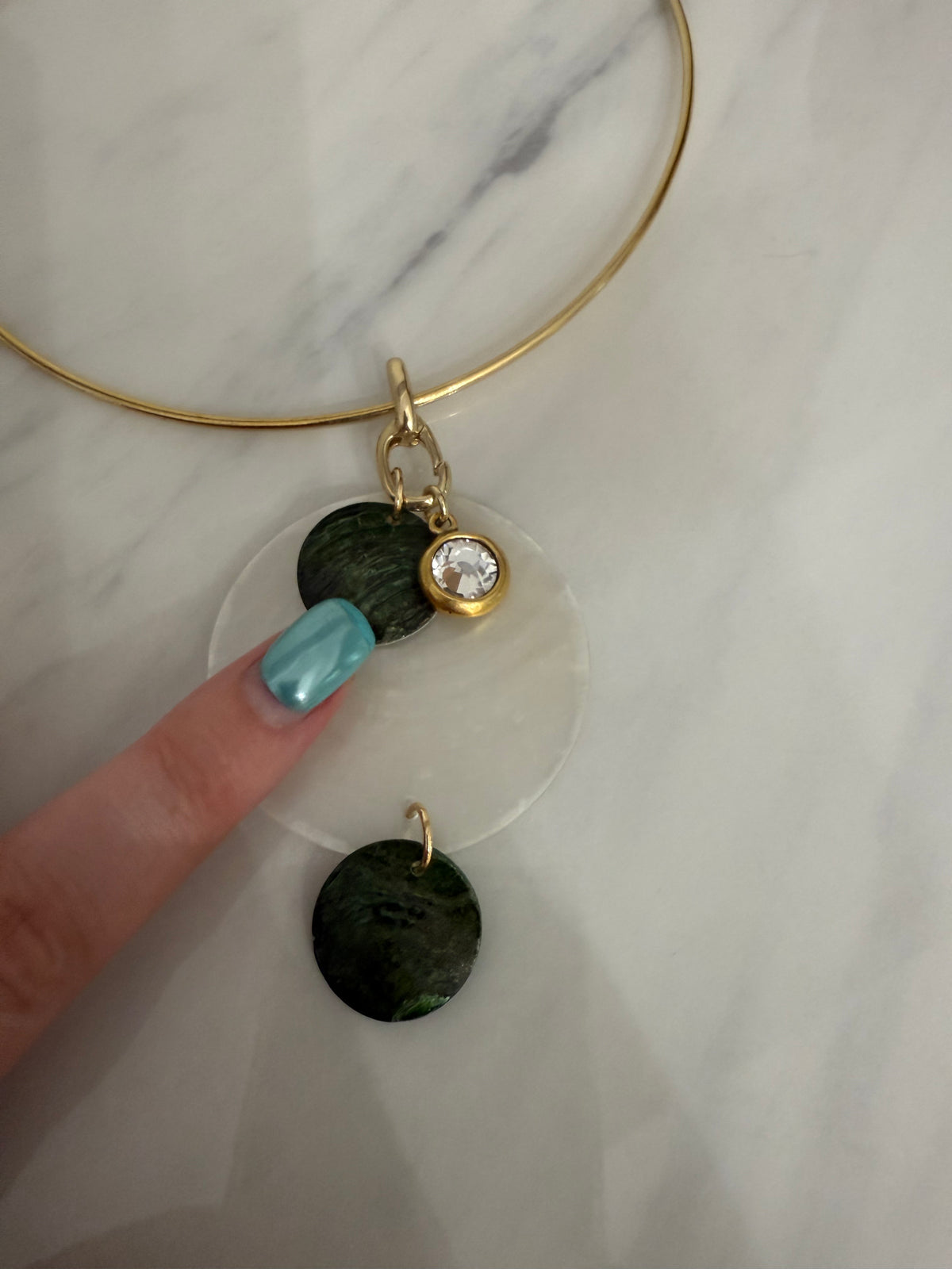 Shell & Crystal Bezel Wire Choker Necklace